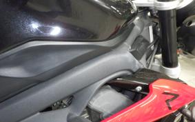 TRIUMPH STREET TRIPLE R 2014