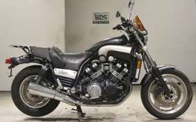 YAMAHA VMAX 2002