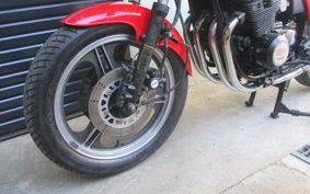 KAWASAKI GPZ400F 2026