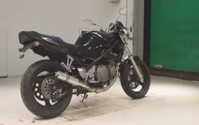 SUZUKI BANDIT 250 2025 GJ74A