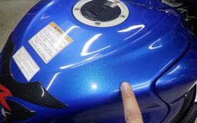 SUZUKI GSX-R750 2014