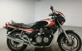 YAMAHA XJ750E E 1985 29R