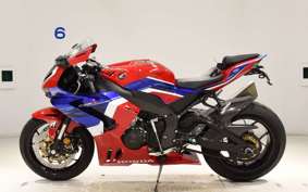 HONDA CBR1000RR R 2020 SC82
