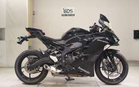 KAWASAKI ZX-25R ZX250E