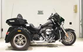 HARLEY FLHTCUTG TRIKE 2016
