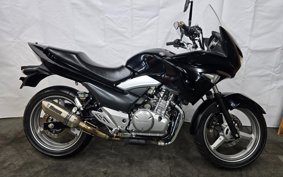 SUZUKI GSR250F GJ55D