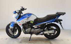 SUZUKI GSR250