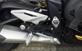 TRIUMPH STREET TRIPLE RS 2023
