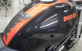 DUCATI MONSTER S2R 800 2005