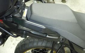 SUZUKI DL650 ( V-Strom 650 ) XTA 2020 C733A