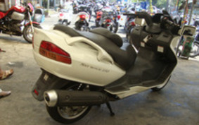 SUZUKI SKYWAVE 650 2002 CP51A