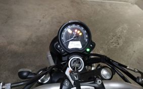 TRIUMPH STREET SCRAMBLER 2023 DAD78G