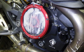 DUCATI M1200 S 2015
