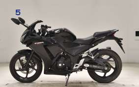 HONDA CBR250R GEN 3 2012 MC41