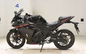 YAMAHA YZF-R25 2020 RG10J