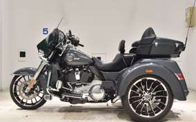 HARLEY FLHTCU TG 1870 2025