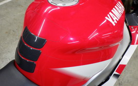 YAMAHA YZF-R1 2000