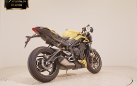 TRIUMPH STREET TRIPLE RS 2023