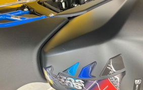 SUZUKI GSX-R1000 2001 GT74A