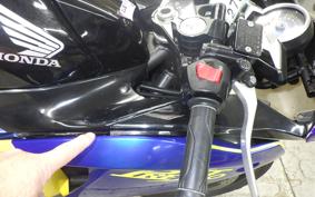 HONDA CBR250R MC41