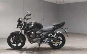 SYM T1 125 ..