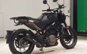 HUSQVARNA SVARTPILEN 401 2023