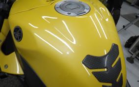 YAMAHA YZF-R1 2013