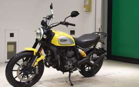 DUCATI SCRAMBLER ICON 2017