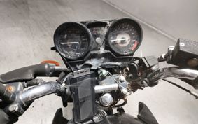 YAMAHA YBR125 RE05