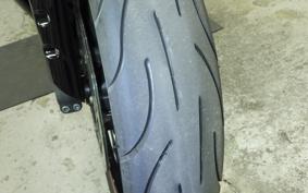 YAMAHA YZF-R1 2013