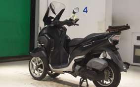 YAMAHA TRICITY 125 SE82J