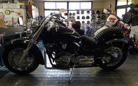YAMAHA DRAGSTAR 1100 CLASSIC 2004 VP13J