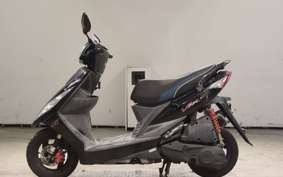KYMCO VJR125 R