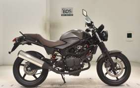 HONDA VTR 250 Gen. 2 2026 MC33