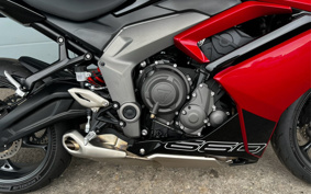 TRIUMPH DAYTONA 660 2024 LGL23U