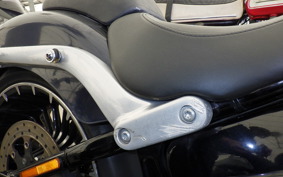 HARLEY FXSB 1580 2013