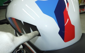 BMW M1000R 2026