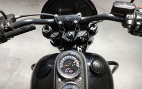 HARLEY FXLRS1870 2021 YWK