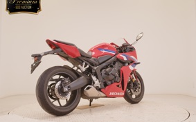 HONDA CBR650R E-Clutch 2025 RH17