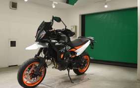KTM 890 SMT