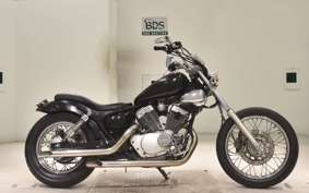 YAMAHA VIRAGO 250 2002 3DM