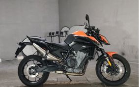 KTM 890 DUKE 2023 TU940