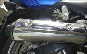 SUZUKI GSR250S