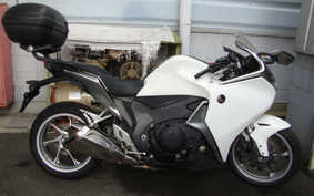 HONDA VFR1200F 2010 SC63