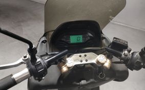 YAMAHA MAJESTY 125 SE27