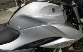 SUZUKI GIXXER 150 ED13N
