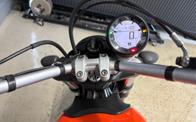 DUCATI SCRAMBLER SIXTY2 2017 KA00