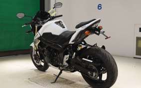 SUZUKI GSR750 2011