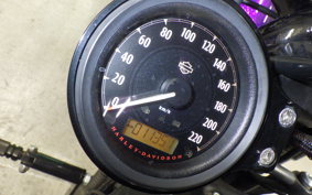 HARLEY XL883N 2015