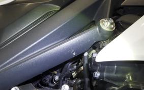 TRIUMPH STREET TRIPLE 85 2013